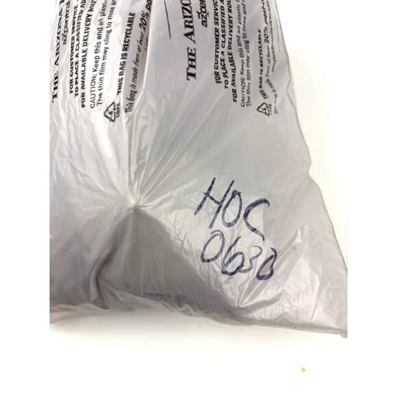 VTG Christmas Holly Fine Porcelain Creamer Sugar Bowl Set 1980s Japan 3pc - Picture 12 of 12